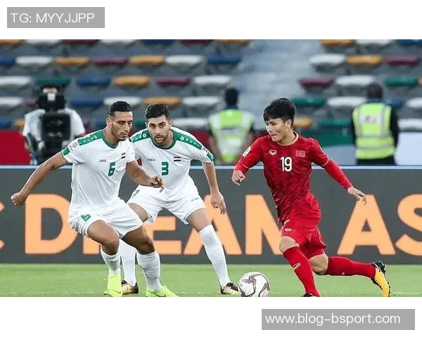 中国与伊朗世预赛全场精彩回顾与赛后分析